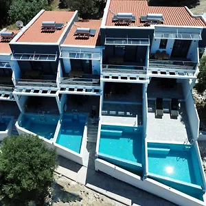  Villa Kaiafa “ismini”